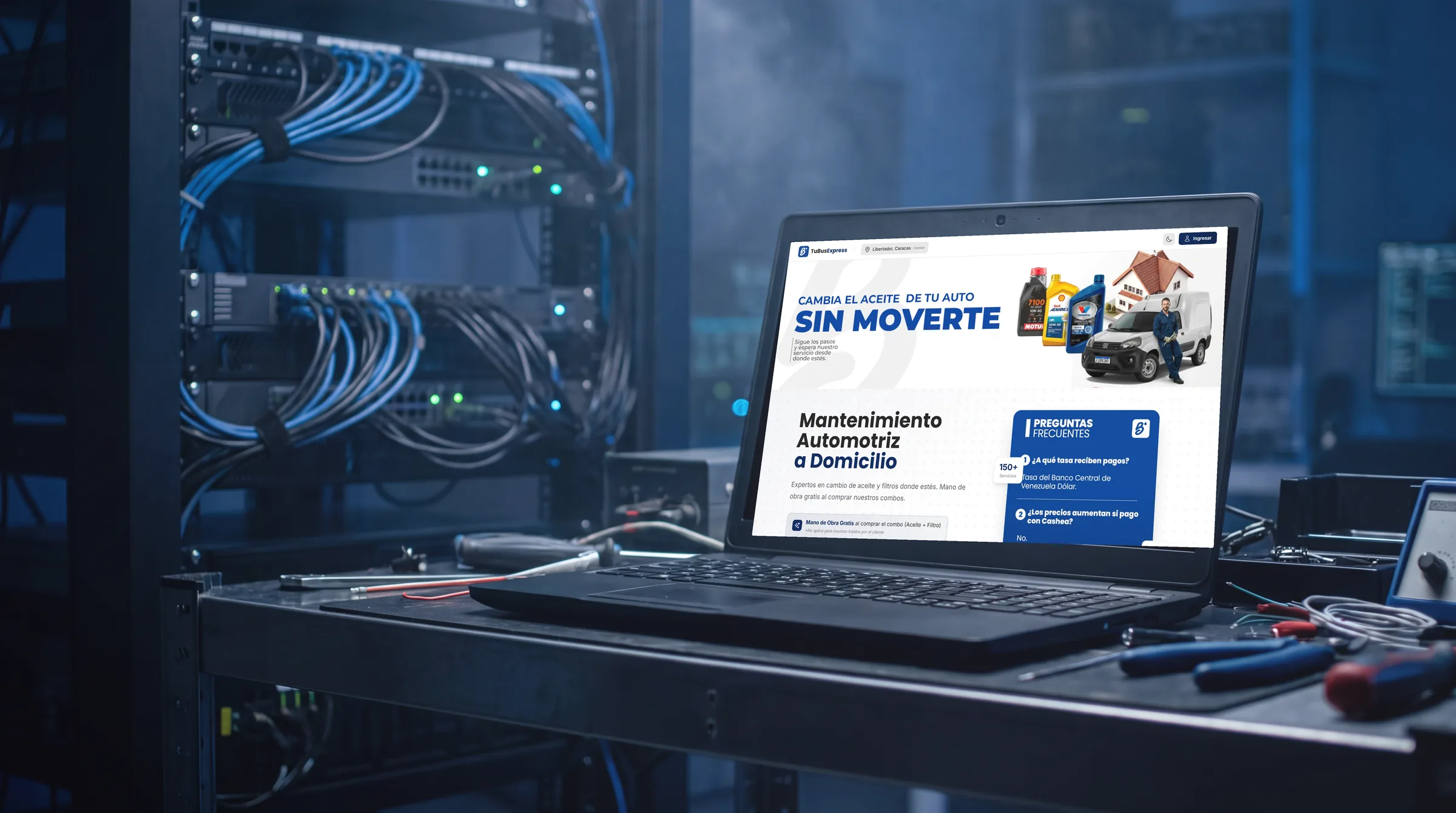 La web de TuBus Express abierta en un portátil